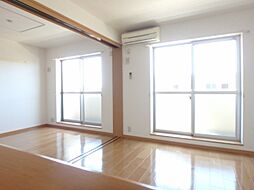 エテルノ・グランデ参番館 3階2LDKのリビング/ダイニング