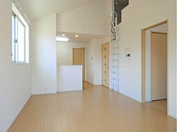 ビオーラ長田 A 2階2LDKのリビング/ダイニング