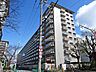 外観：ローレルハイツ茨木総持寺1号棟の外観（南西側から）全居室LDKと隣接しており、繋げて使うことも可能！ライフスタイルに合わせてお使いいただけます！