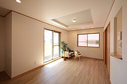 室内外リフォーム実施!全室洋室仕様4LDK!