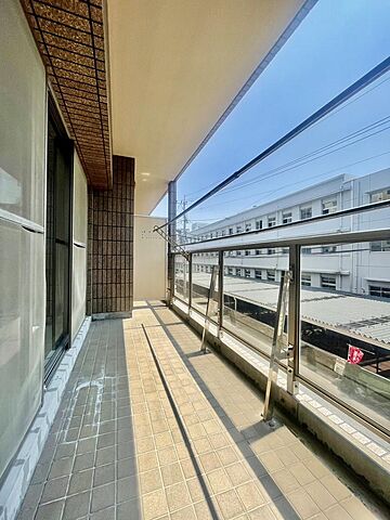 バルコニー グランコート上之園 8階/201