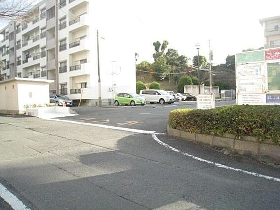 収納つきです。