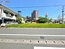 外観：周辺コンビニ　病院多数あり。スーパーハローディ足原店徒歩６分。
