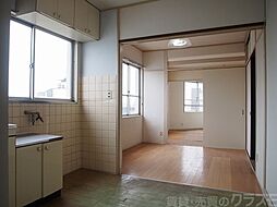 居間