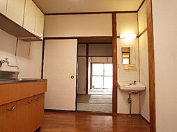 居間