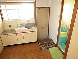 居間