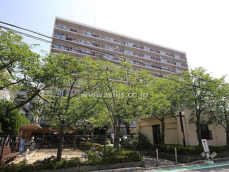 レジオン西宮の外観(南西側から)