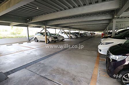 敷地内駐車場(屋内平面式)