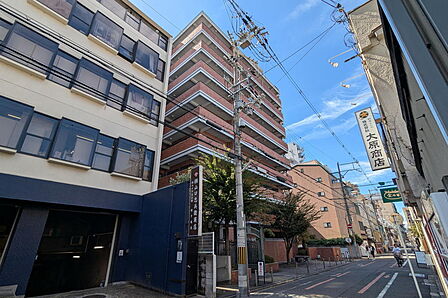 デ・リード烏丸東のご紹介!地下鉄烏丸線・阪急京都線・京阪本線の3路線利用可。利便性が魅力のマンションです!