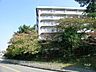外観：三ツ池台マンションの外観（南西側から）