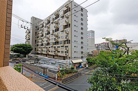 バルコニーからの眺め（南側南東方向）［2026年8月12日撮影］