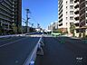 その他：敷地南側の前面道路（東側から）