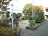その他：敷地内の公園。遊具も設置されています。