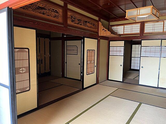 室内 小矢部市蓮沼