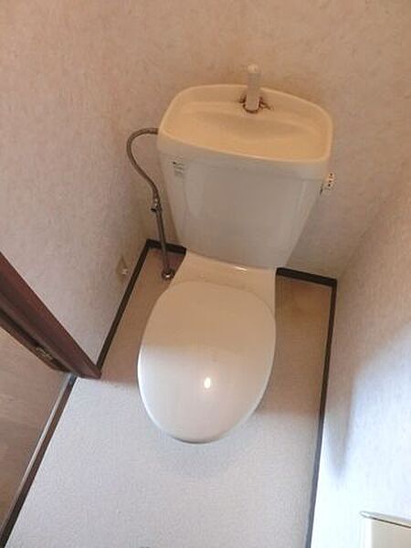 トイレ：シンプルなトイレです