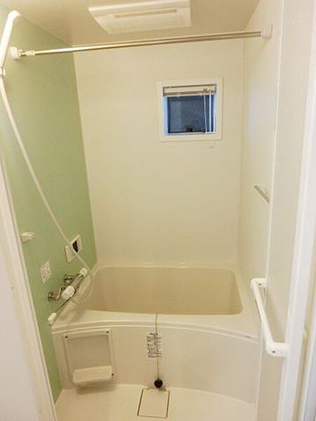 画像5:浴室乾燥機付きのお風呂