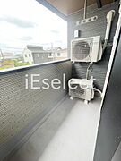 広々としたバルコニーです★