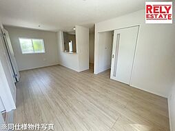 伊豆の国市四日町 第6 1号棟