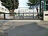 周辺：横浜市立戸塚中学校 徒歩13分。学習・部活動・人間関係など、多くを学ぶ中学校。通学しやすい距離にあり、思春期の大切な時間を安心して過ごせる環境が整っています。 1000m