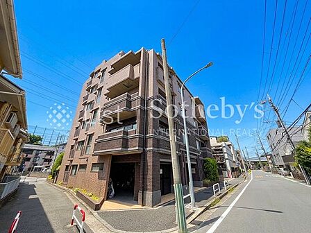 ◆外観◆東急東横線・目黒線・グリーンライン「日吉」駅徒歩15分!徒歩10分以内に小学校・コンビニ・スーパー・ドラッグストア等あり!※画像は一部イメージ加工を行っており実際とは異なる場合があります。