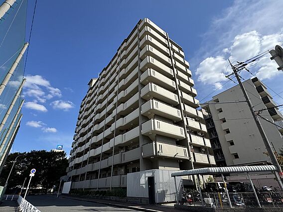公園が隣接する...