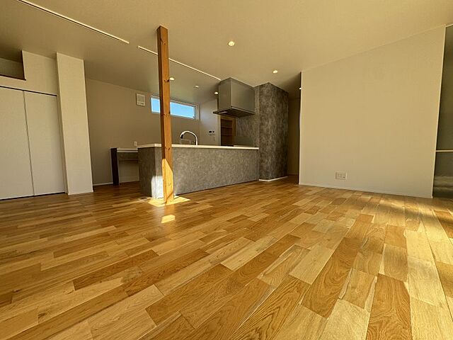 リビング/ダイニング 名古屋市守山区小幡中3丁目