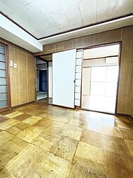 居間