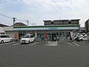 ファミリーマート／小倉朝日ヶ丘店 (560m)