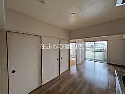 居間