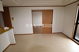 居間