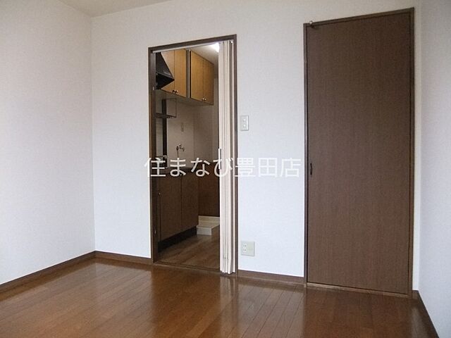 洋室