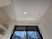 同型完成モデル