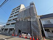 建築中