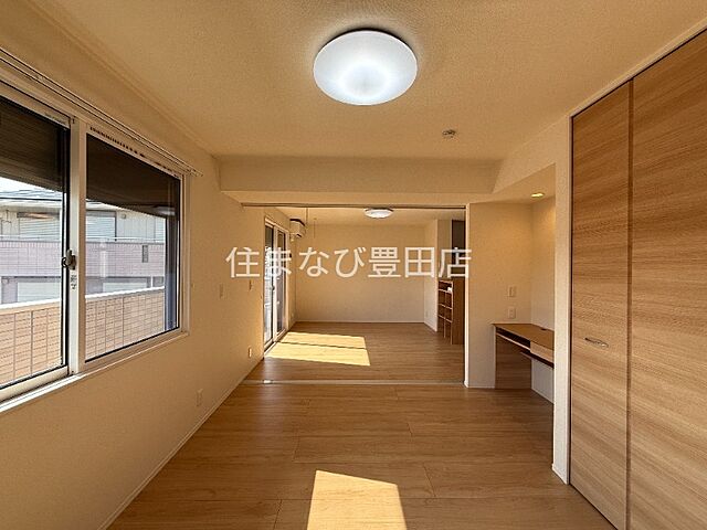 洋室
