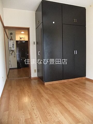 寝室