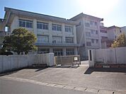 鈴鹿市立鼓ケ浦中学校（980m）