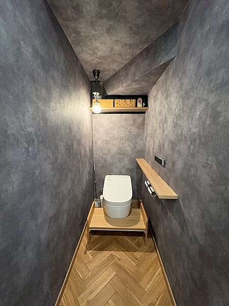 トイレを拡大表示
