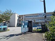 松阪市立久保中学校（1175m）