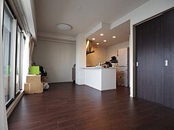 ダイアパレス桑名レジデンス 3LDKのリビング/ダイニング