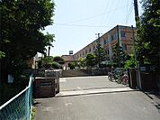 桑名市立大成小学校（580m）