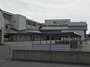 伊勢市立厚生中学校（1025m）