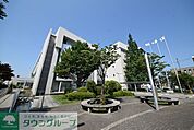 横浜市泉区役所 徒歩21分。役所 1670m