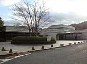 栗東市立図書館（632m）
