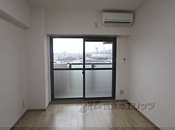 レイクヴュー堅田 4階1Kのリビング/ダイニング