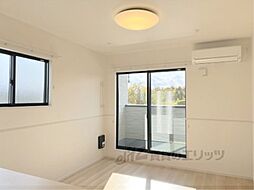 近江鉄道近江本線 愛知川駅 徒歩19分の賃貸アパート 2階2LDKのリビング/ダイニング