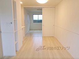 JR東海道・山陽本線 篠原駅 3.2kmの賃貸アパート 1階1LDKのリビング/ダイニング