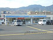 ローソン　際川三丁目店まで70メートル