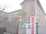 玉川中学校まで1500メートル