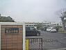 周辺：葉山小学校まで690メートル