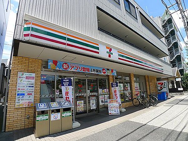 画像27:【コンビニエンスストア】セブンイレブン 北区志茂駅前店まで310ｍ